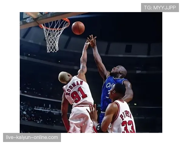 罗德曼防守与篮板表现显著高于同期内线竞争对手