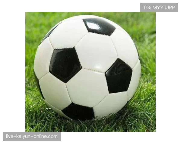 足球护腿板规则详解：材质、尺寸及佩戴规范全解析