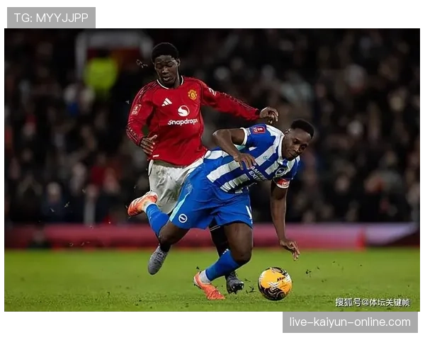 曼联防守漏洞频出制约争冠形势，新赛季开局阶段稳定性面临考验